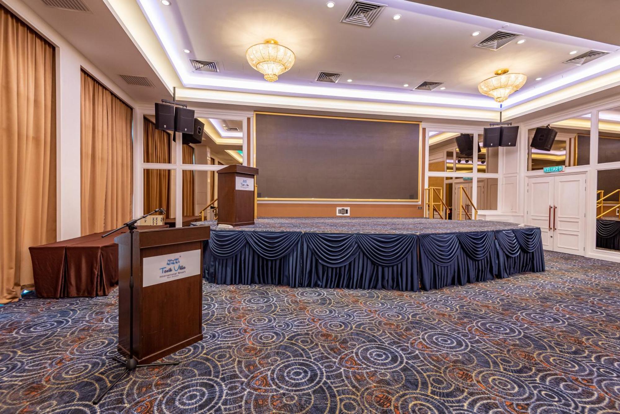 Tasik Villa International Resort Port Dickson Exterior photo The ballroom of the hotel