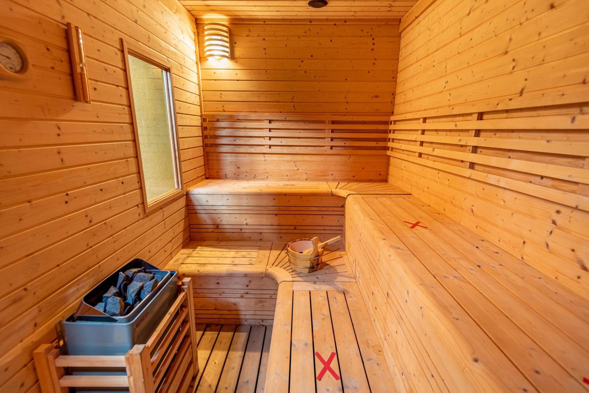 Tasik Villa International Resort Port Dickson Exterior photo A Finnish sauna