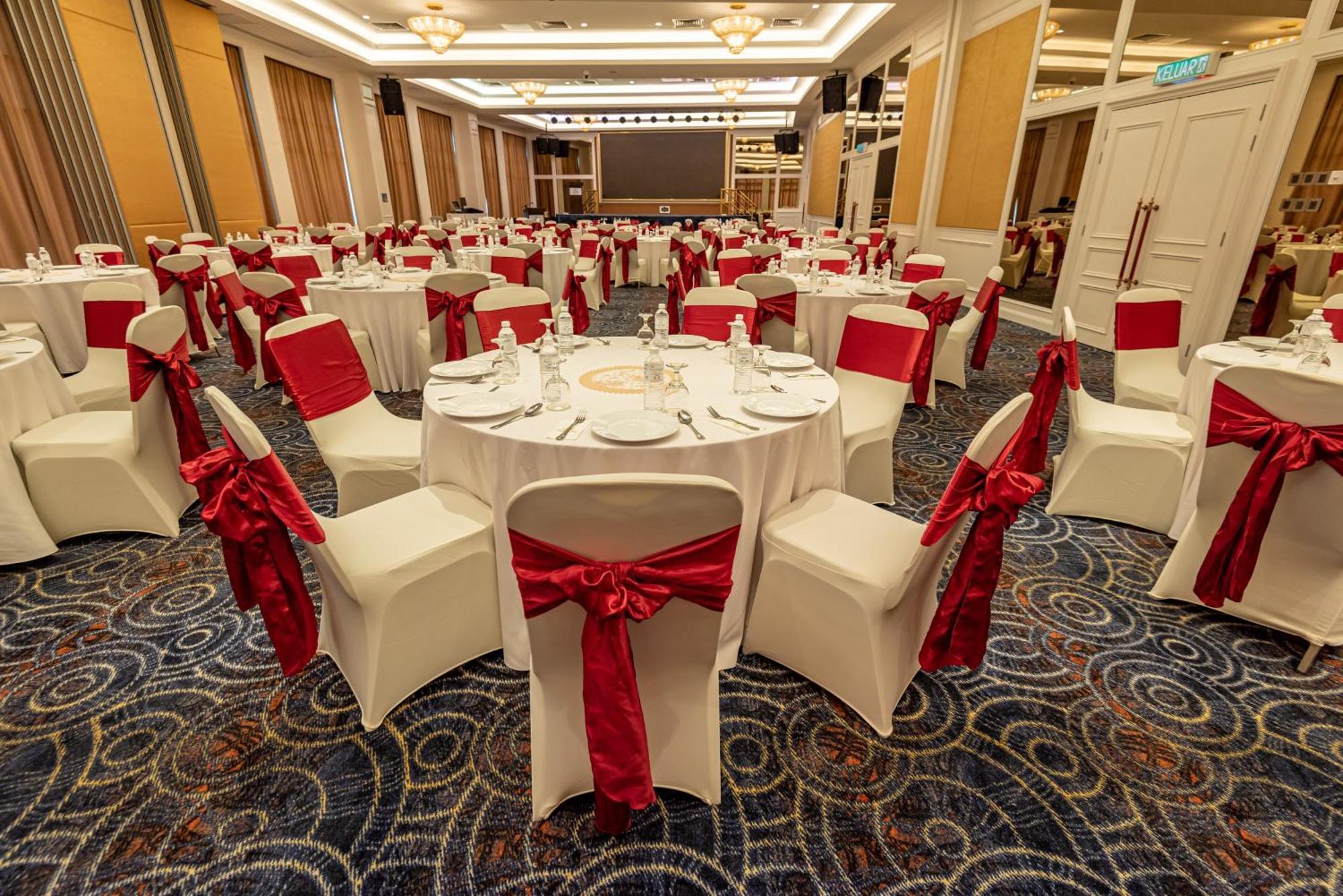 Tasik Villa International Resort Port Dickson Exterior photo The ballroom of the hotel